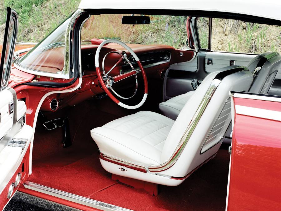 Интерьер Cadillac Eldorado Biarritz 1959 года  (фото 21 из 48)